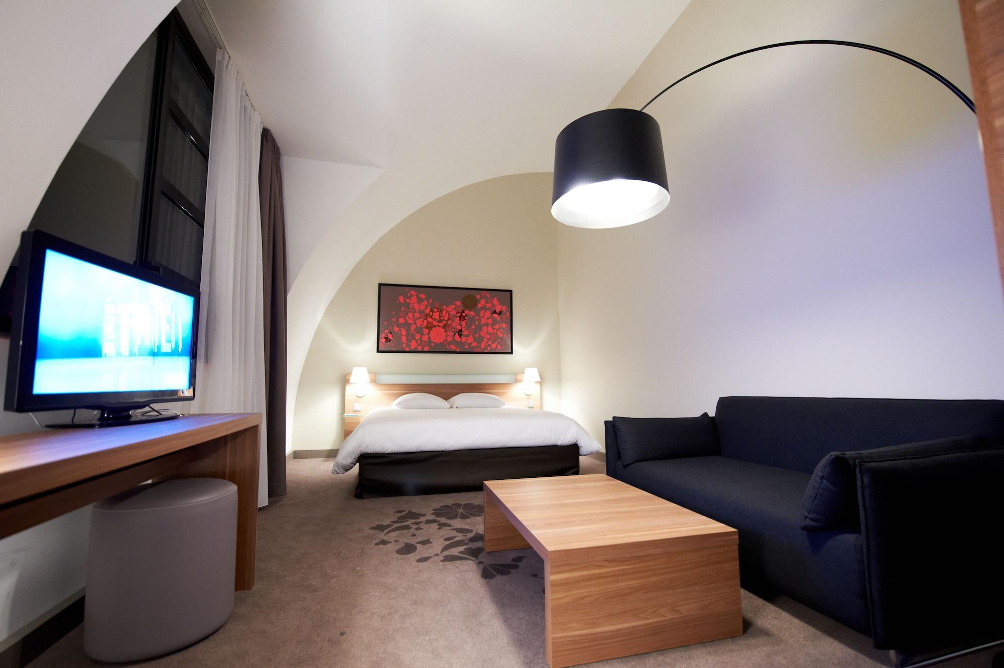 Mercure Cholet Centre Esterno foto